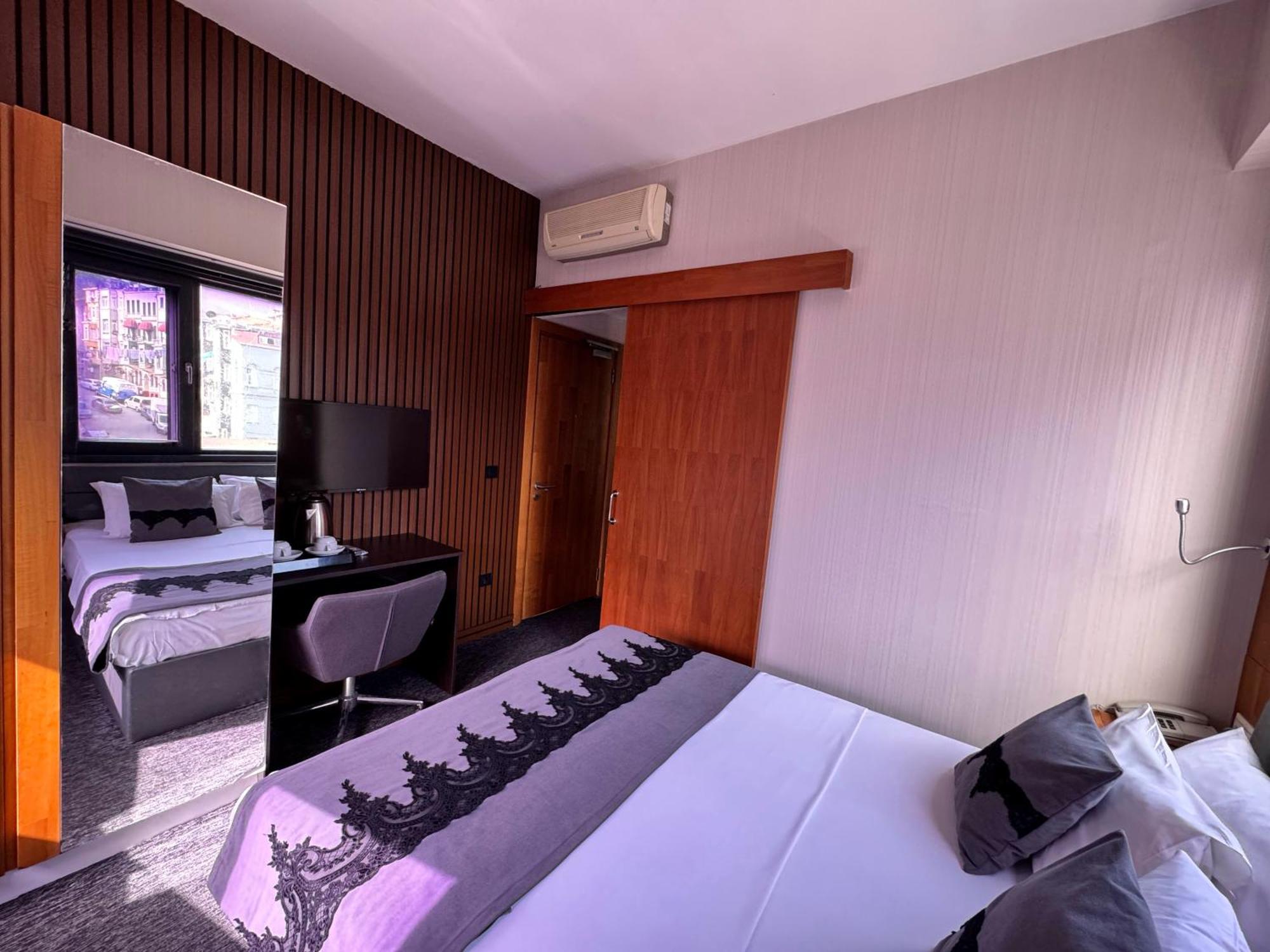 Black Art Otel Provincia di Provincia di Istanbul Esterno foto